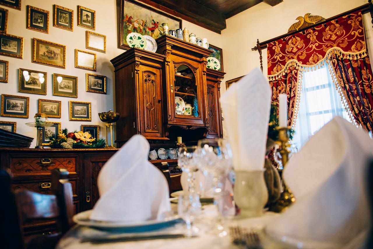 Antique House Hotel Dubno Exterior foto