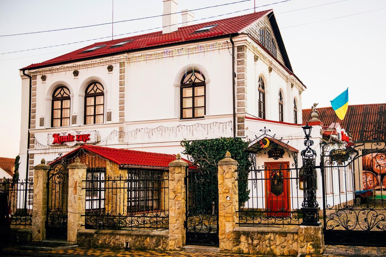 Antique House Hotel Dubno Exterior foto