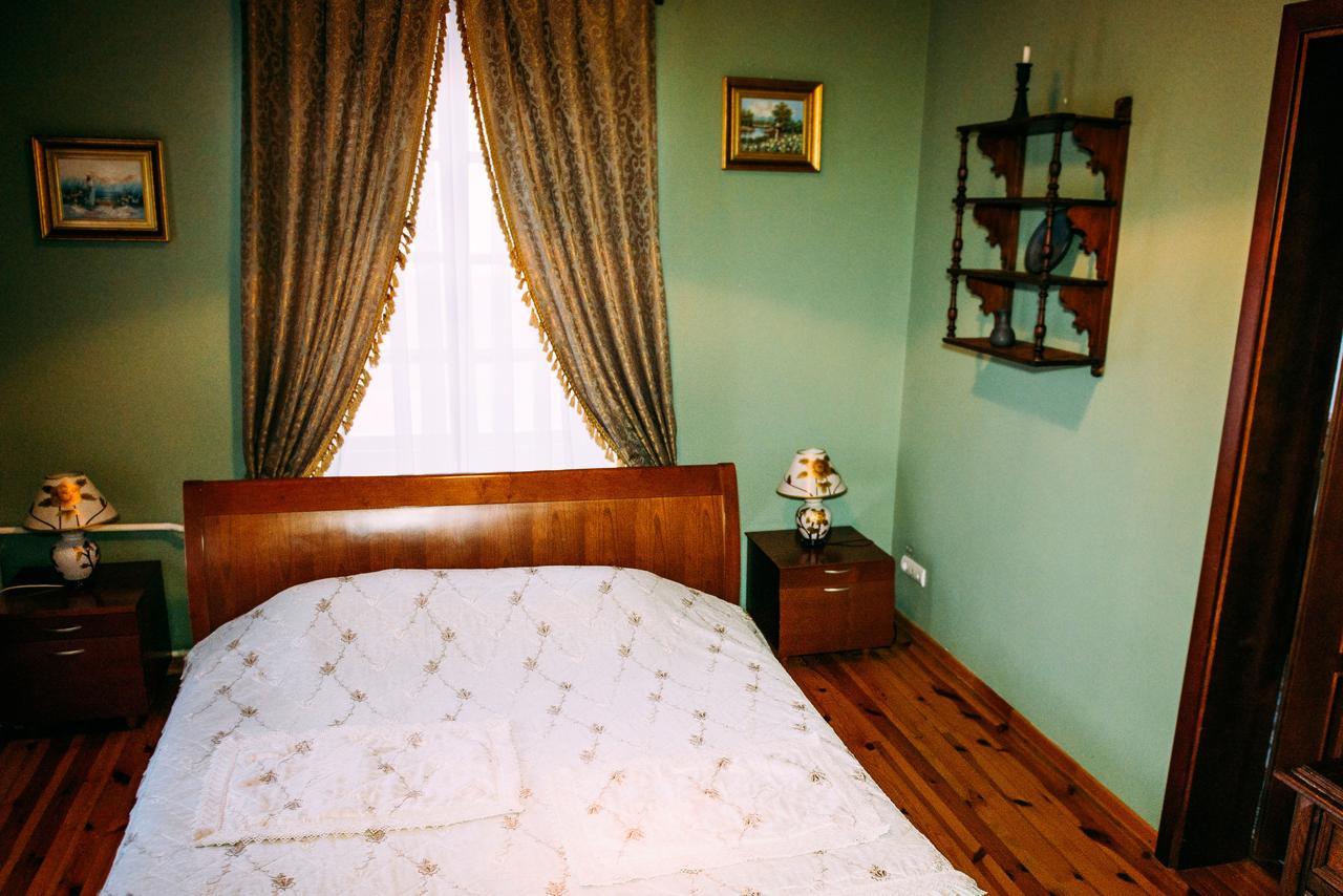 Antique House Hotel Dubno Exterior foto