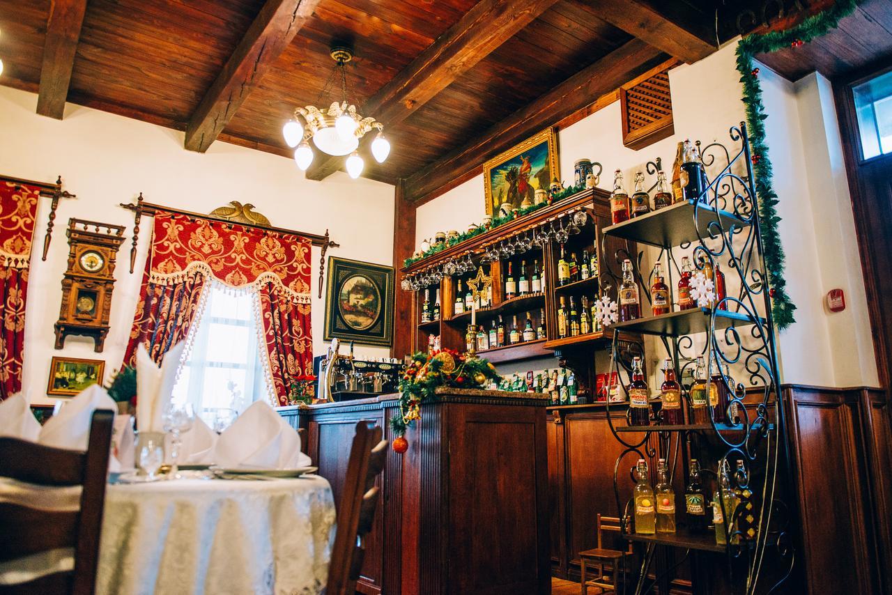 Antique House Hotel Dubno Exterior foto