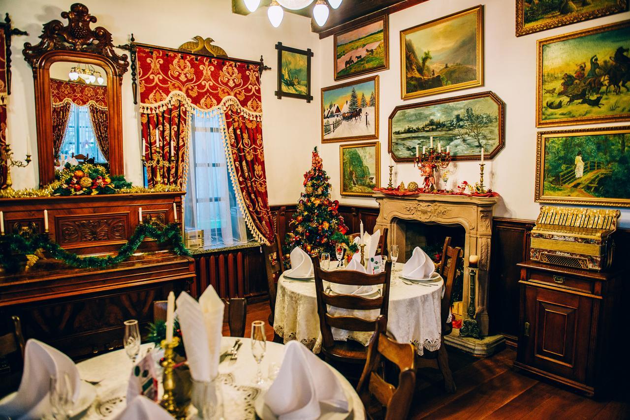 Antique House Hotel Dubno Exterior foto